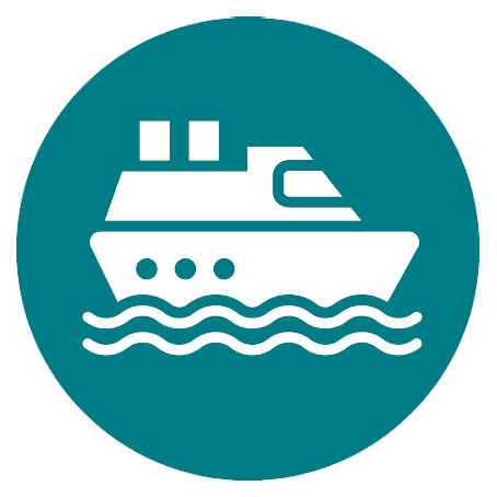 Icono circular que muestra un ferry blanco navegando sobre olas, representando transporte en barco hacia Nusa Penida.